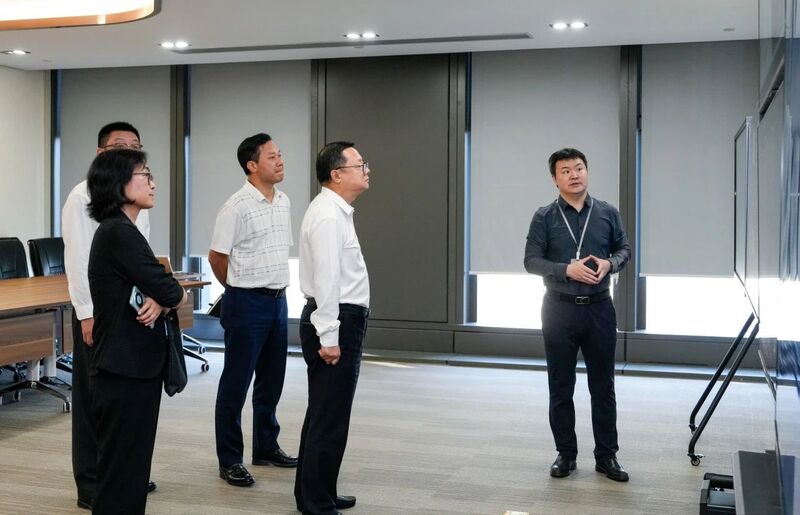 廣電總局朱詠雷調(diào)研廣東廣電網(wǎng)絡(luò)公司，要求大力發(fā)展智慧廣電