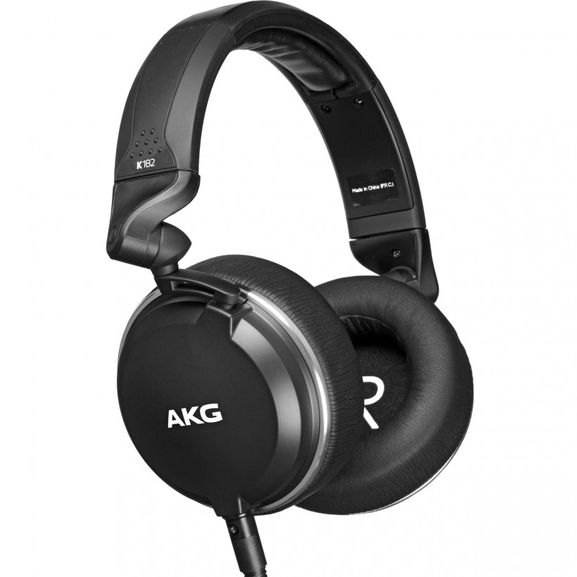 重低音來襲，感受現(xiàn)場的躁動(dòng)——AKG K182 現(xiàn)場音樂耳機(jī)評(píng)測