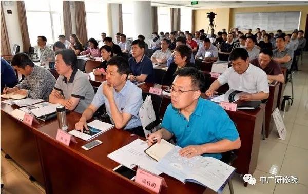 山東有線高管講堂:5G時(shí)代廣電網(wǎng)絡(luò)下一步該如何發(fā)展?