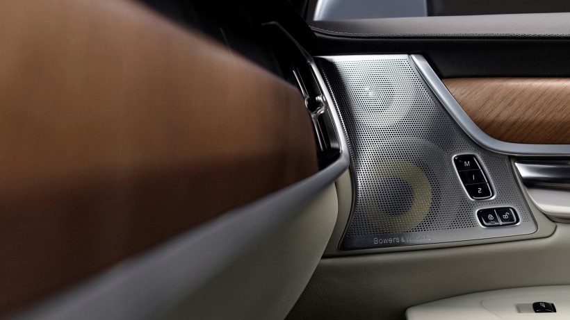 「監(jiān)聽之眼」正在盯著你：PreSonus ERIS E5 XT 超詳細(xì)評測