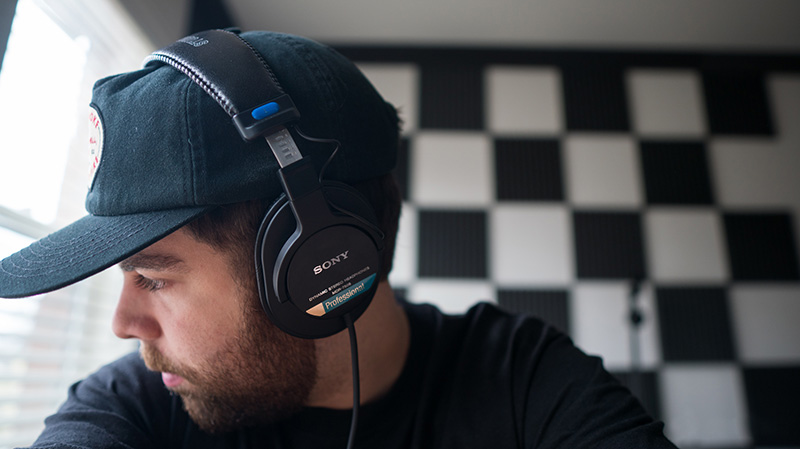 SONY MDR-7506:專業(yè)錄音師三十年來的選擇