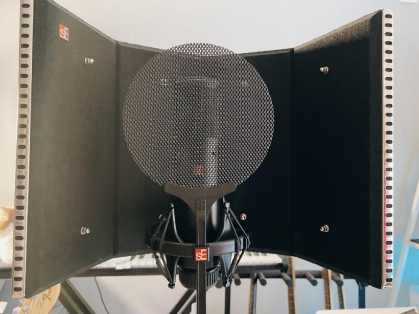 sE 訪談:制作人程昭瑜與您聊聊 sE 2200 話筒和 RF 反射過濾器